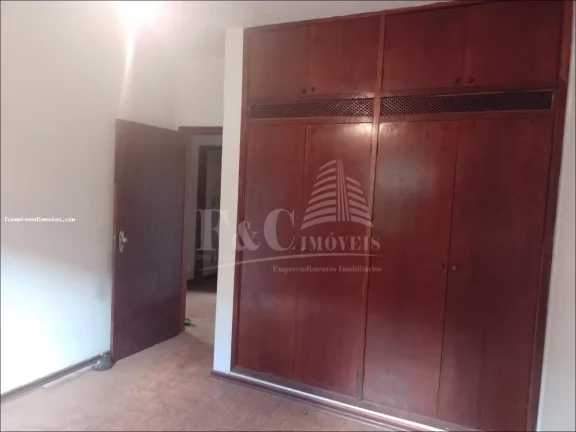 Imagem Casa para Venda em Iracemápolis, Centro, 5 dormitórios, 1 banheiro, 1 vaga