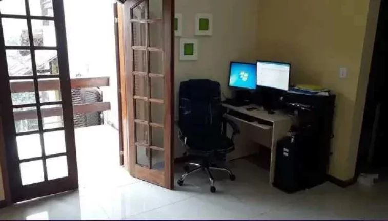 Imagem Casa de condomínio à venda em Niterói, Vila Progresso, com 4 quartos, 400m2