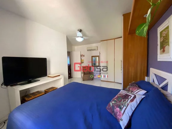 Imagem Casa com 4 dormitórios, 340 m² - venda por R$ 2.200.000,00 ou aluguel por R$ 11.150,00/mês - São Cristóvão - Cabo Frio/RJ