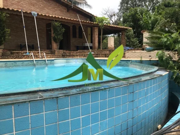 Imagem Linda Chácara Pé na Água à Venda em Piracaia – Exclusividade e Conforto