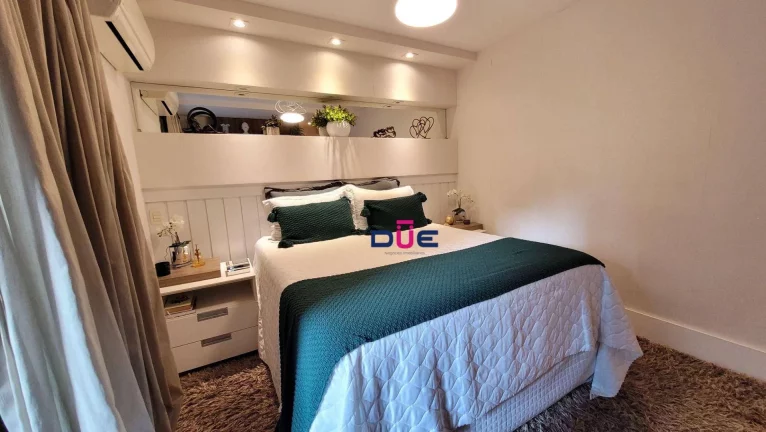 Imagem Apartamento com 4 dormitórios à venda, 214 m² por R$ 2.850.000,00 - Boqueirão - Santos/SP