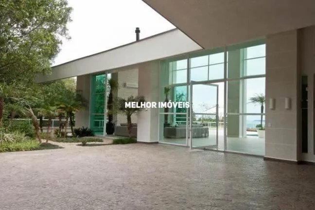 Imagem Casa Alto Padrão mobiliada e decorada á venda com 6 suítes e 8 vagas na Interpraias em Balneário Camboriú.