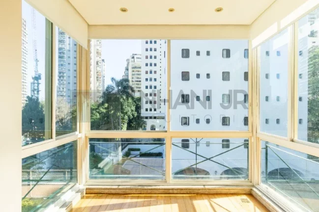 Imagem Deslumbrante apartamento de 4 quartos e 4 suítes no Jardim Paulistano, São Paulo - SP: 465m², 4 salas, 6 banheiros e 5 vagas de garagem.