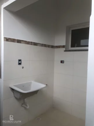 Imagem Casa térrea de condominio com 3 dormitórios sendo uma suite, duas vagas e quintal - A VENDA!!!
