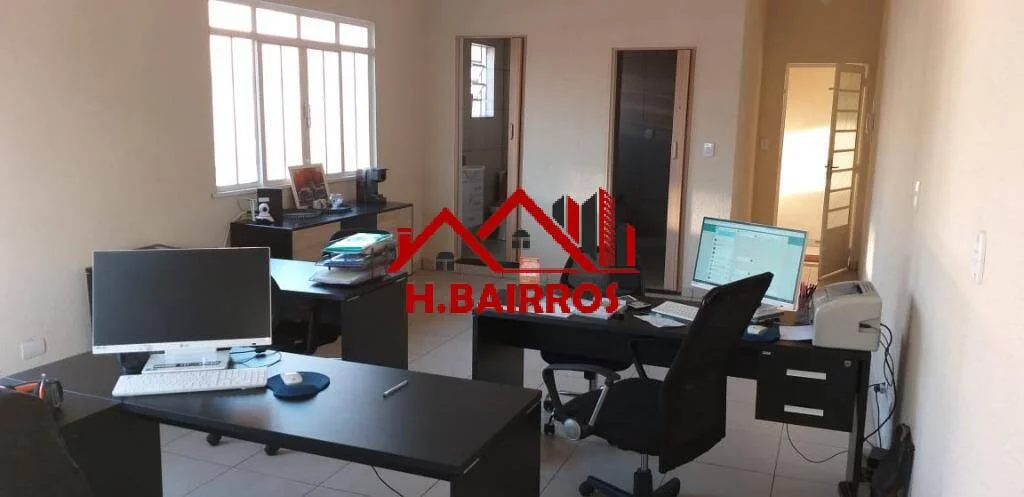 Imagem Ponto Comercial de esquina à Venda próximo a Linha Verde
