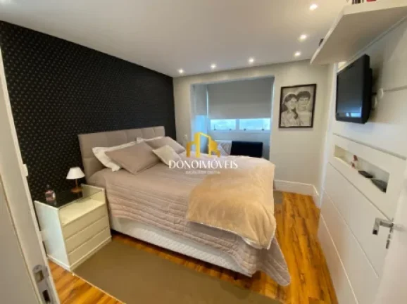 Imagem Apartamento com 03 dormitórios, todos suítes com sacada equipada com tela, vidro e blackout. Possu...