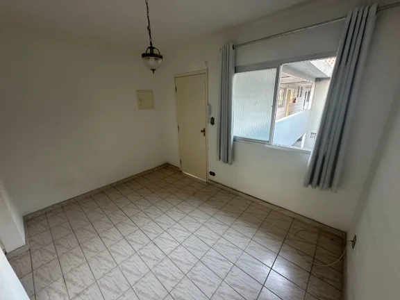 Imagem Apartamento à venda na Guilhermina, Praia Grande-SP: 1 quarto, 1 sala, 1 banheiro, 1 vaga de garagem, 36m² de área. Venha conferir!