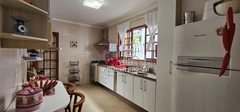 Imagem Casa à venda, 144 m² por R$ 990.000,00 - Albuquerque - Teresópolis/RJ