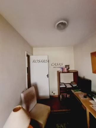 Imagem VENDO APARTAMENTO NA RUA APINAGES !!!