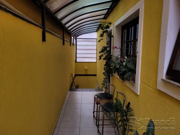 Imagem Sobrado Alto Padrão de 3 Dormitórios -- Sitio das figueiras.