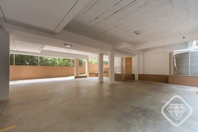 Imagem Apartamento com 2 dormitórios, garagem, elevador, prédio moderno e excelente construção no Bairr...