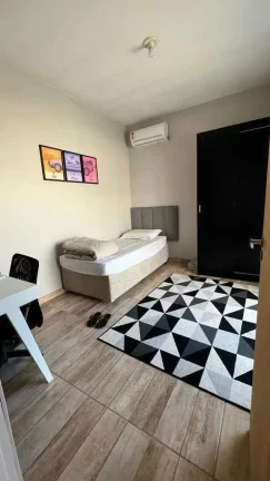 Imagem Casa Alto Padrão com 3 dormitórios sendo 1 suíte e 2 vagas - Floresta | Joinville/SC