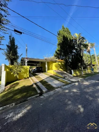 Imagem Casa térrea com 3 suítes em condomínio à venda em Jordanésia - Cajamar/SP