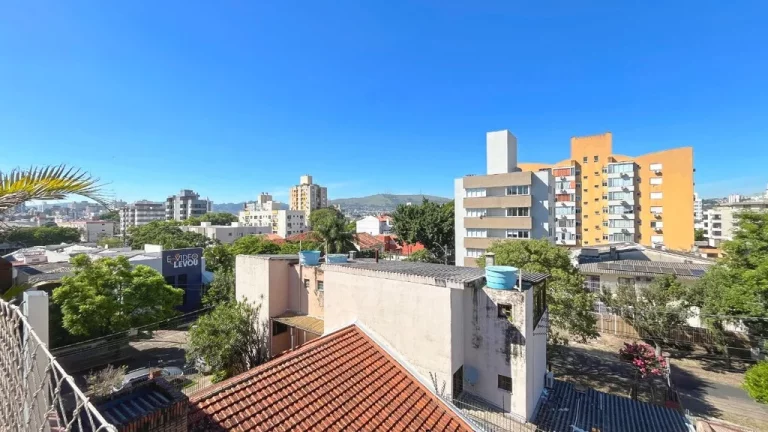 Imagem Cobertura à venda em Porto Alegre, Petrópolis, com 2 quartos, 131m2