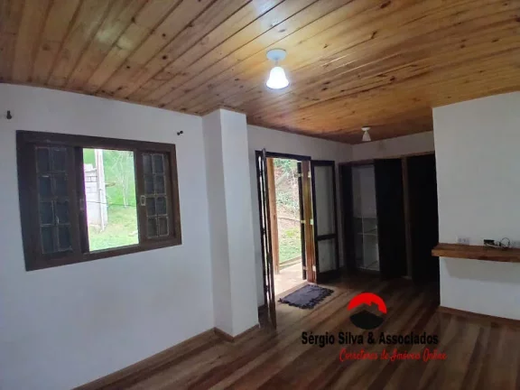 Imagem Casa a Venda Localizado no Condomínio Cidade do Sol em Campos do Jordão-SP.