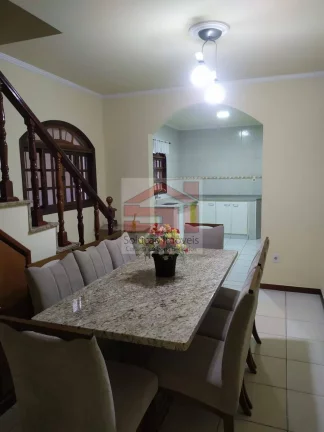 Imagem Sobrado com 3 Quartos à Venda, 254 m² em Jardim Amália - Caçapava Imagem Sobrado com 3 Quartos à Venda, 254 m² em Jardim Amália - Caçapava