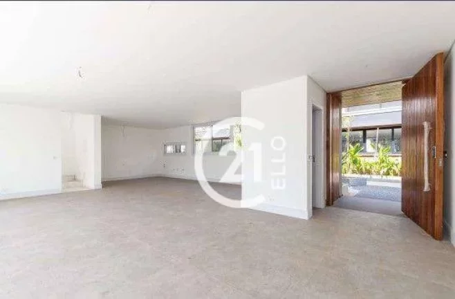 Imagem Casa de condomínio com 367 m², nova, 4 suítes à venda no bairro Alto da Boa Vista.