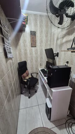 Imagem CASA GEMINA COM 2 DORMITÓRIOS SENDO 1 SUÍTE NA SOLEMAR