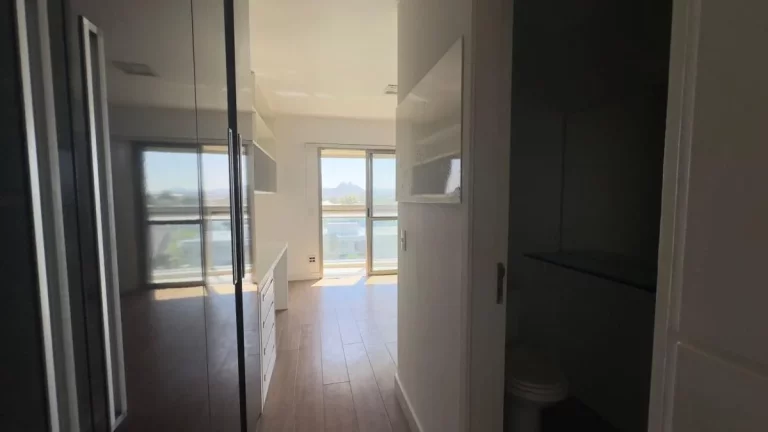 Imagem Apartamento com 4 Quartos para Alugar, 233 m² em Barra Da Tijuca - Rio De Janeiro