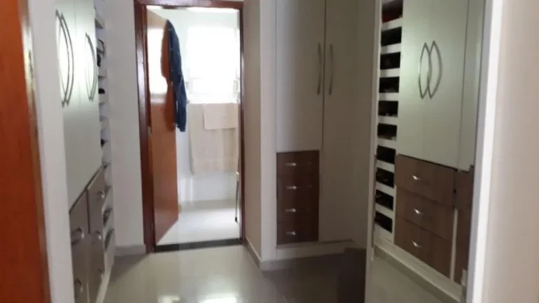 Imagem Casa para Venda por R$1.600.000,00 com 250m², 3 dormitórios, 1 suite e 3 vagas - Ponte rasa, São paulo / SP - Cód. BDI35581