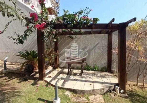 Imagem Casa de Condomínio