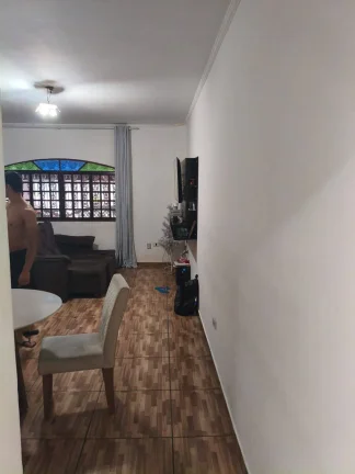 Imagem Sobrado Pirituba - 154M², 3 Dorms, 1 Suíte com Hidro, 3 Vagas, Quintal.