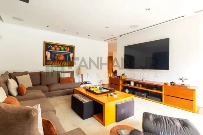 Imagem Casa magnifica à venda no Jardim Europa, São Paulo-SP: 5 quartos, 5 suítes, 6 salas, 10 banheiros, 12 vagas, 1.460m²!