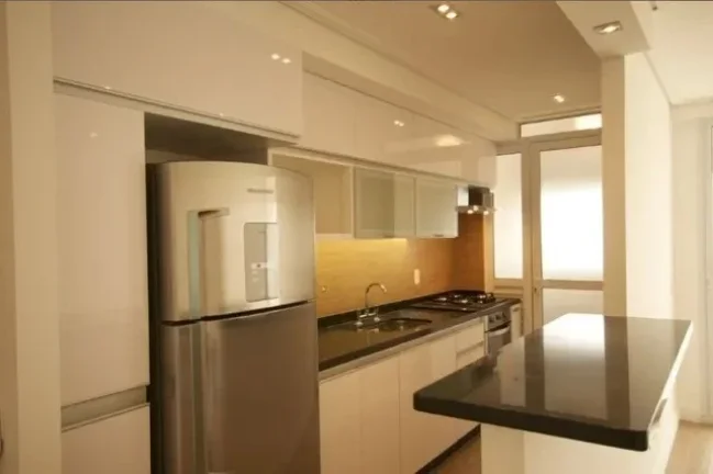 Imagem Apartamento 67M², 2Q, 1 Suíte, 2 Banheiros, 2 Vagas, Academia, Piscina, Churrasqueira, Salão de Festas e Jogos, Hidro, Piscina Aquecida, Home Cinema.
