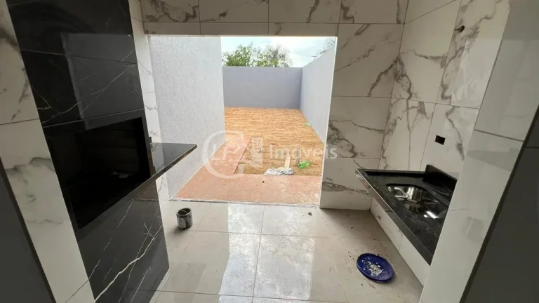 Imagem Imperdível oportunidade de casa à venda em Campo Grande-MS, Jardim Tijuca! 3 quartos, 1 suíte, 2 salas, 1 banheiro, 2 vagas de garagem, 93,72m².