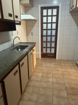 Imagem Este espaçoso apartamento de 100 m² está localizado em uma das regiões mais tradicionais de Camp...