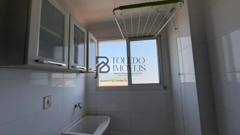 Imagem Apartamento 02 dormitórios com 01 suíte, vista livre e andar alto - Guilhermina/PG