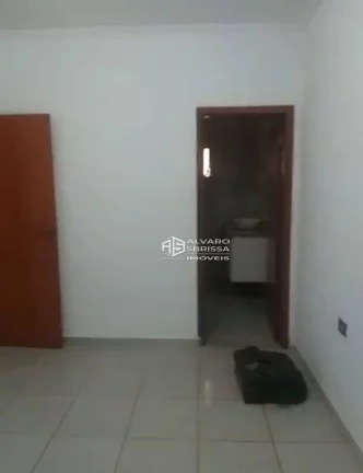 Imagem Casa com 2 dormitórios 1 suíte na Vila Leis em Itu SP com excelente localização próximo ao comércio