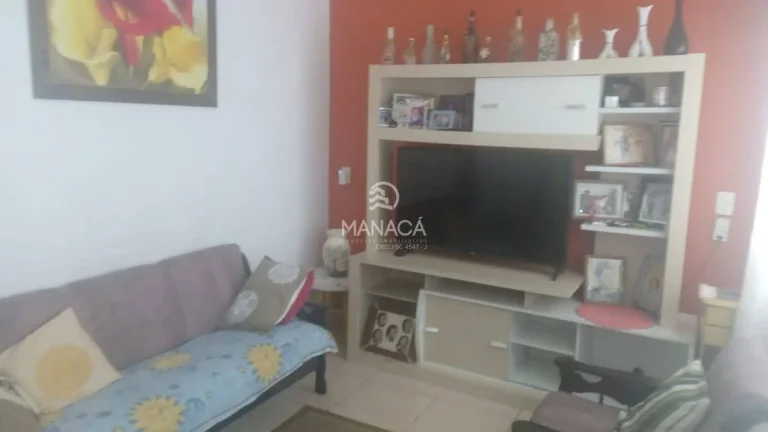 Imagem Casa ampla de alvenaria com ponto comercial ramo Oficina Mecânica