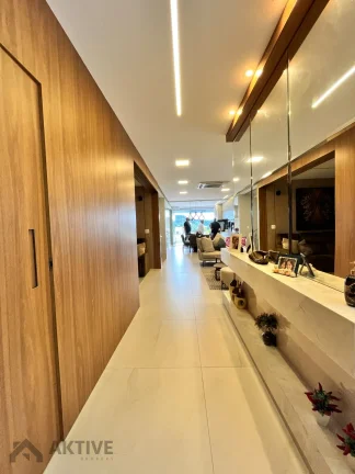 Imagem Casa de Condomínio em Suru - Santana de Parnaíba, SP