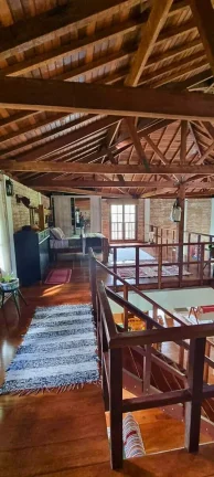 Imagem Refúgio de montanha com rio privativo e arquitetura autoral em Gonçalves
