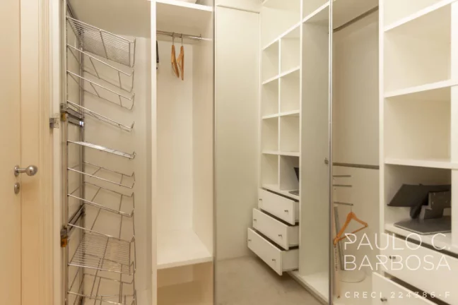 Imagem Itaim Bibi Venda - Loft com 1 Suíte - 2 Vagas - Varanda - 79m²