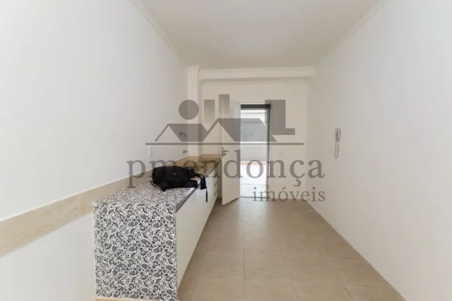 Imagem Apartamento em frente ao Mackenzie com 156m², 3 dormitórios (1 suíte) e 1 vaga.