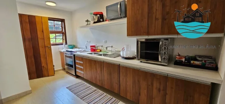 Imagem Casas a Venda em Juquehy - Canto direito, 50 metros da praia, com 4 dorm. sendo 2 suítes, piscina privativa, churra, 136M2 | Juquehy Imobiliária
