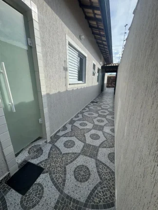 Imagem Casa para Venda em Itanhaém, Tupy, 2 dormitórios, 1 suíte, 2 banheiros, 2 vagas