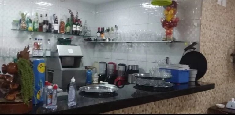 Imagem EXCELENTE PONTO COMERCIAL NO CENTO DE GUARAPARI / ES