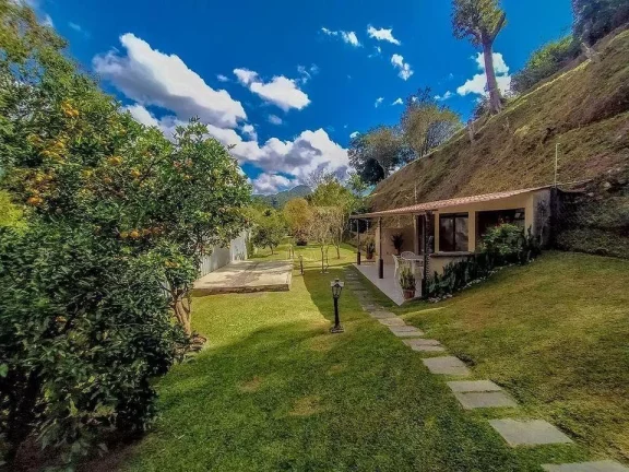 Imagem Casa para Venda em Teresópolis / RJ no bairro Quinta da Barra