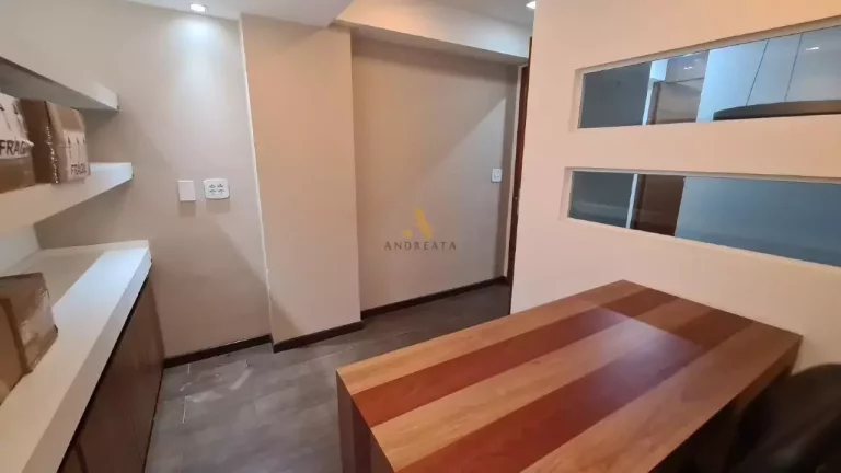 Imagem Barra da Tijuca - O2 Corporate ... Offices - Vendo Maravilhosa loja tríplex com 78m² pronta para uso R$700.000,00