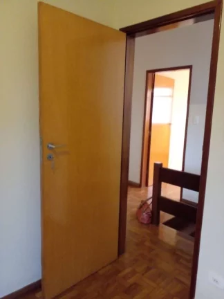 Imagem Sobrado com 3 dormitórios para alugar, 157 m² por R$ 3.500/mês - Jardim - Santo André/SP