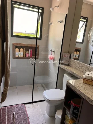 Imagem Este sobrado de aproximadamente 94m² no Condomínio Carpe Diem, no Parque Taquaral, reúne conforto...