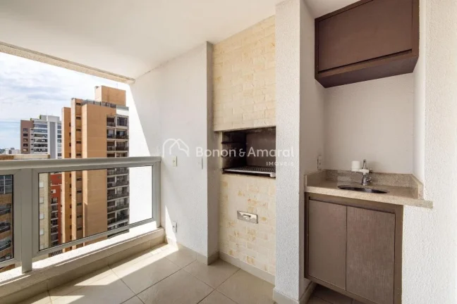 Imagem Elegante e repleto de detalhes que valorizam cada ambiente, este apartamento encanta pelo acabamento...