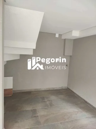 Imagem Sobrado à venda em Curitiba, Tingui, com 3 quartos, 150m²
