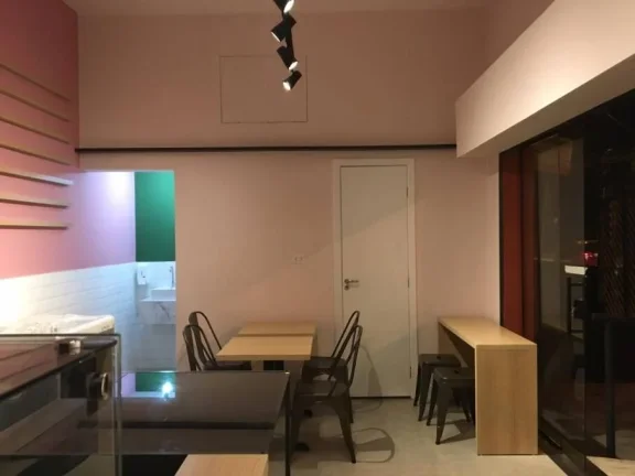 Imagem Alugo Galpão Comercial em São Caetano.