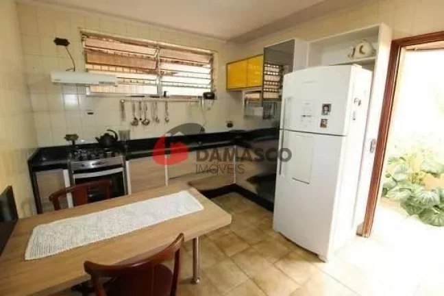 Imagem Sobrado à venda 3 Quartos, 1 Suite, 3 Vagas, 250M², Vila Alpina, São Paulo - SP