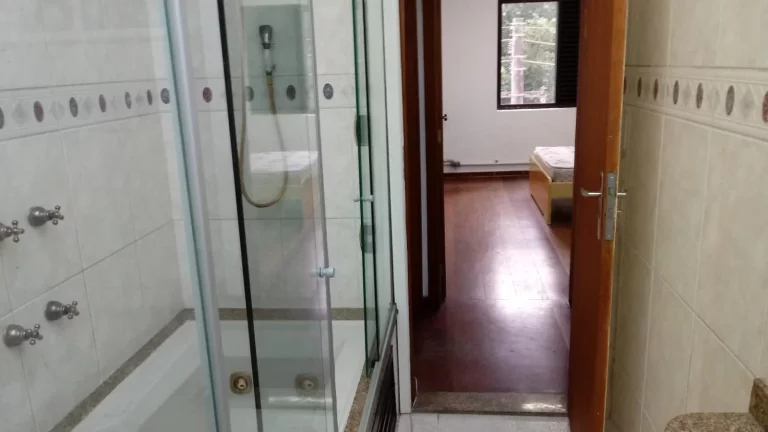 Imagem Apartamento em edifício misto no Itaim Bibi