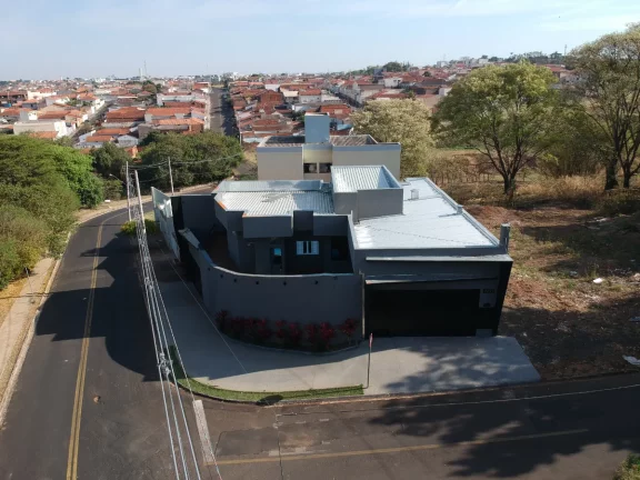 Imagem Casa de vila para venda em Jardim Piratininga com 3 quartos, sendo 2 suítes, 304m2